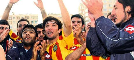 DİSKİ play-off'ta