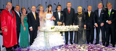 Emre'den �m�rl�k imza