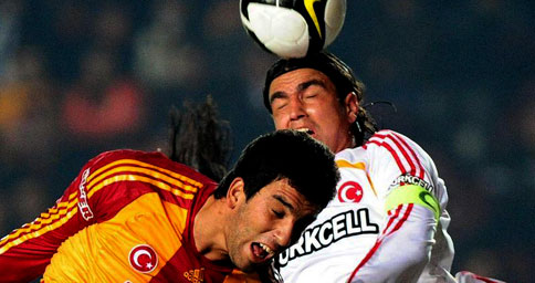 Yaral� Aslan'a a��r konuk