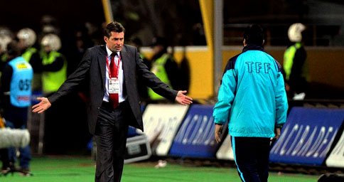 Skibbe yine ba�rolde