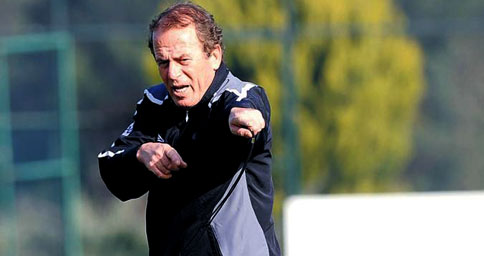 K�rfez'i yen zirveye kon