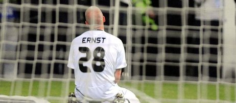 Kartal zoru sevmiyor