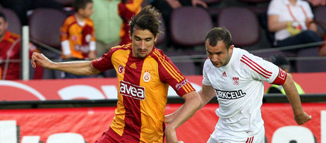 Topal'n menajerinden aklama