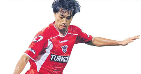 Tabata Kartal oluyor