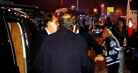 Demir�ren'e yumurtal� sald�r�