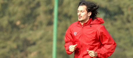 "T�rkiye'ye d�nmeyi d���nm�yorum"