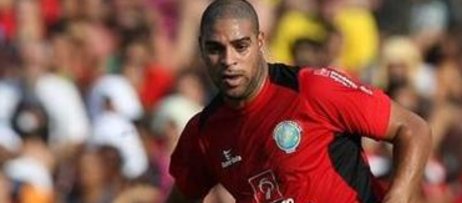 Adriano�dan s�rpriz a��klama