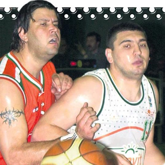 Finalin ad� belli oldu: Efes-�lker