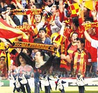 Gecenin galibi taraftar