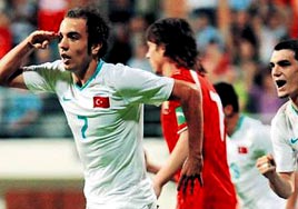 �mitler kap�y� aralad�