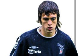 Kaptana yak�n ilgi