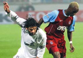 Yattara i�in �� solak sahada!