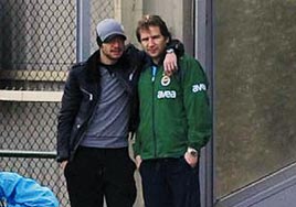 T�mer'in y�z� hi� g�lm�yor