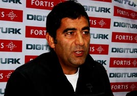 Karaman F.Bah�e'yi d���n�yor