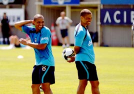 Kaptandan uyar� geldi