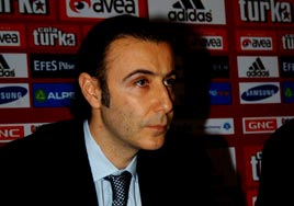 �st�nel: Ele�tiriler insafs�z