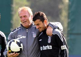 Tando�an yeniden ilk 11'de