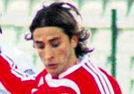 Cimbom iki yerliye daha kanca attı