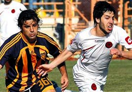Buca'dan altın 3'lük