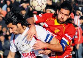 Göz-Göz darbe yedi