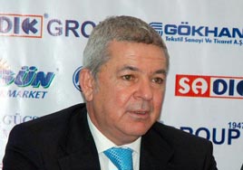 �mit Kay�han gitti