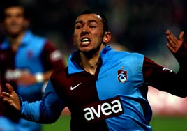 5 oyuncu sar� kart s�n�r�nda