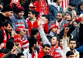 Ankara'ya taraftar ak�n�