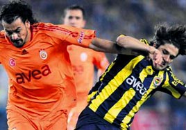 Servet, F.Bah�e i�in haz�rlan�yor