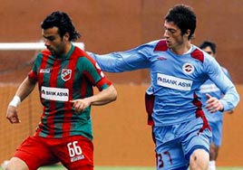 Kar��yaka f�rsat tepti