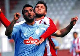 Akçaabat'tan Pazar'a darbe