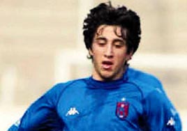 Ali�en yuvaya d�nd�