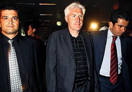 Trabzon'un yeni hocası Broos