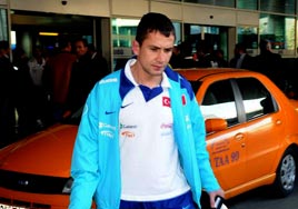 Emre Aşık dinlendirildi