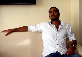 Karan bombaladı
