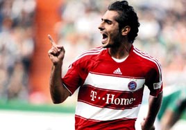 Hamit Fener'de Luca Toni sırada
