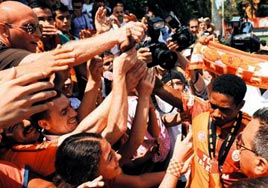 Keita imzalad Florya inledi