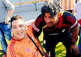 Rijkard'a hücum