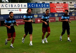 3 eksikle �al��ma ba�lad�