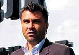 Gökhan yuvada
