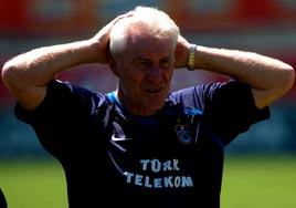 Taraftar Broos'u sevdi