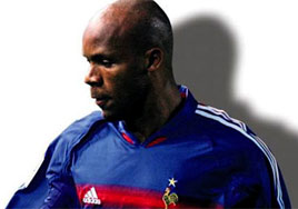 Fener'e tek kişilik barikat Boumsong