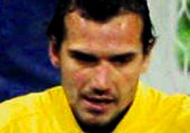 Senecky k�t� bitirdi