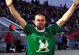 G�kdeniz'den destek