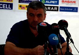 Rakibi ikinci yar� ��zd�k