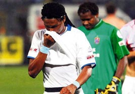 Song, Trabzon'u FIFA'ya �ikayet etti