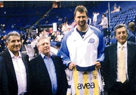 Ba�kan, Okur ile bulu�tu