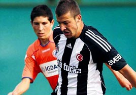 Batuhan'l� A2'ler liderli�e y�kseldi