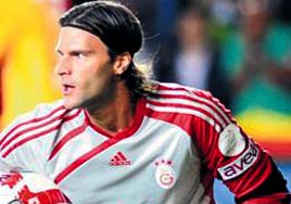 Gelene 'Ge�' diyor