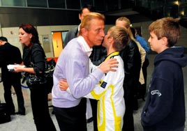 Bir yar�s� art�k T�rk!