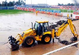 Yo�un ya��� tesisleri vurdu